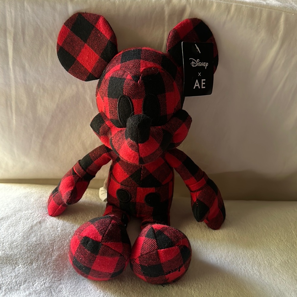 Disney American Eagle red/black plaid special edition Plush Mickey NWT clean